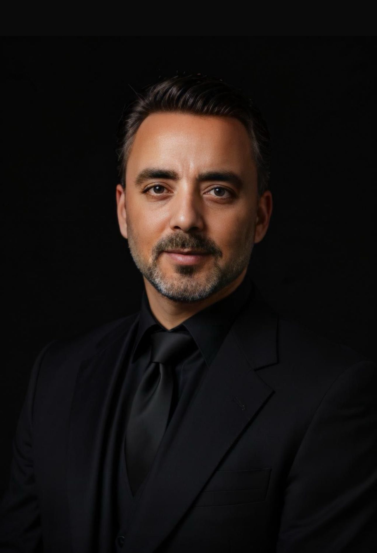 Yasin Kalafatoğlu professional portrait